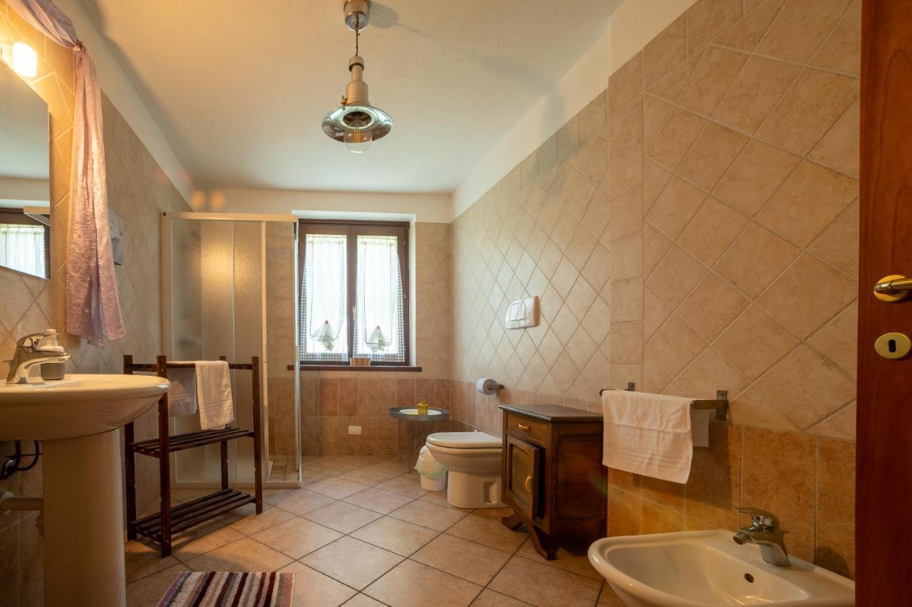 Ferienhaus Bottera With Jacuzzi In The Garden Cuneo Langhe Piemonte Riforano